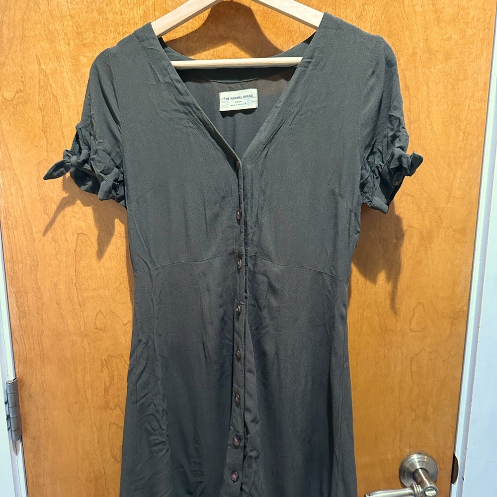 XS Normal Brand Olive Button Dress